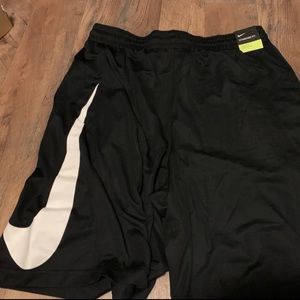 Men’s XL Nike Basketball Shorts